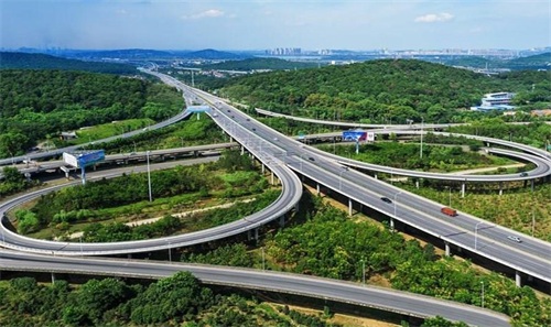 鄢陵钢筋套筒应用于高速公路